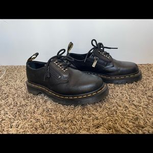 Dr. Martens 1461 zip tumbled leather Oxford shoes